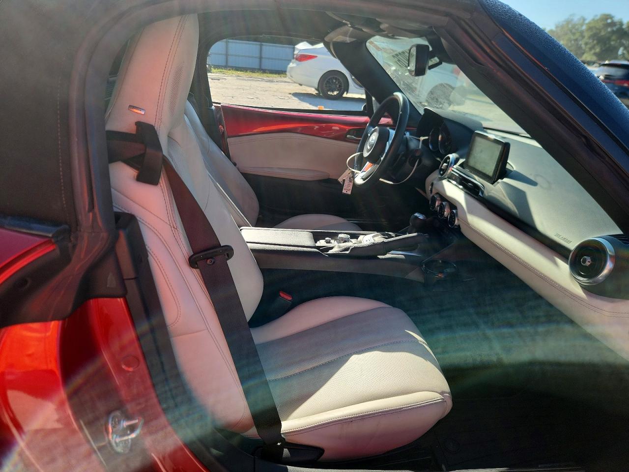 2021 MAZDA MX-5 MIATA GRAND TOURING photo 19