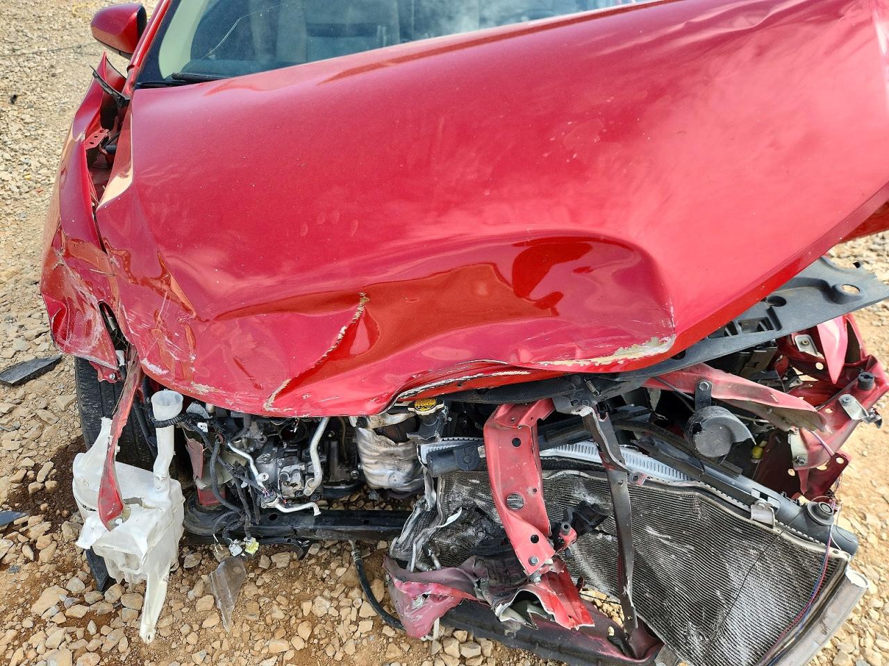 2012 TOYOTA CAMRY LE photo 31