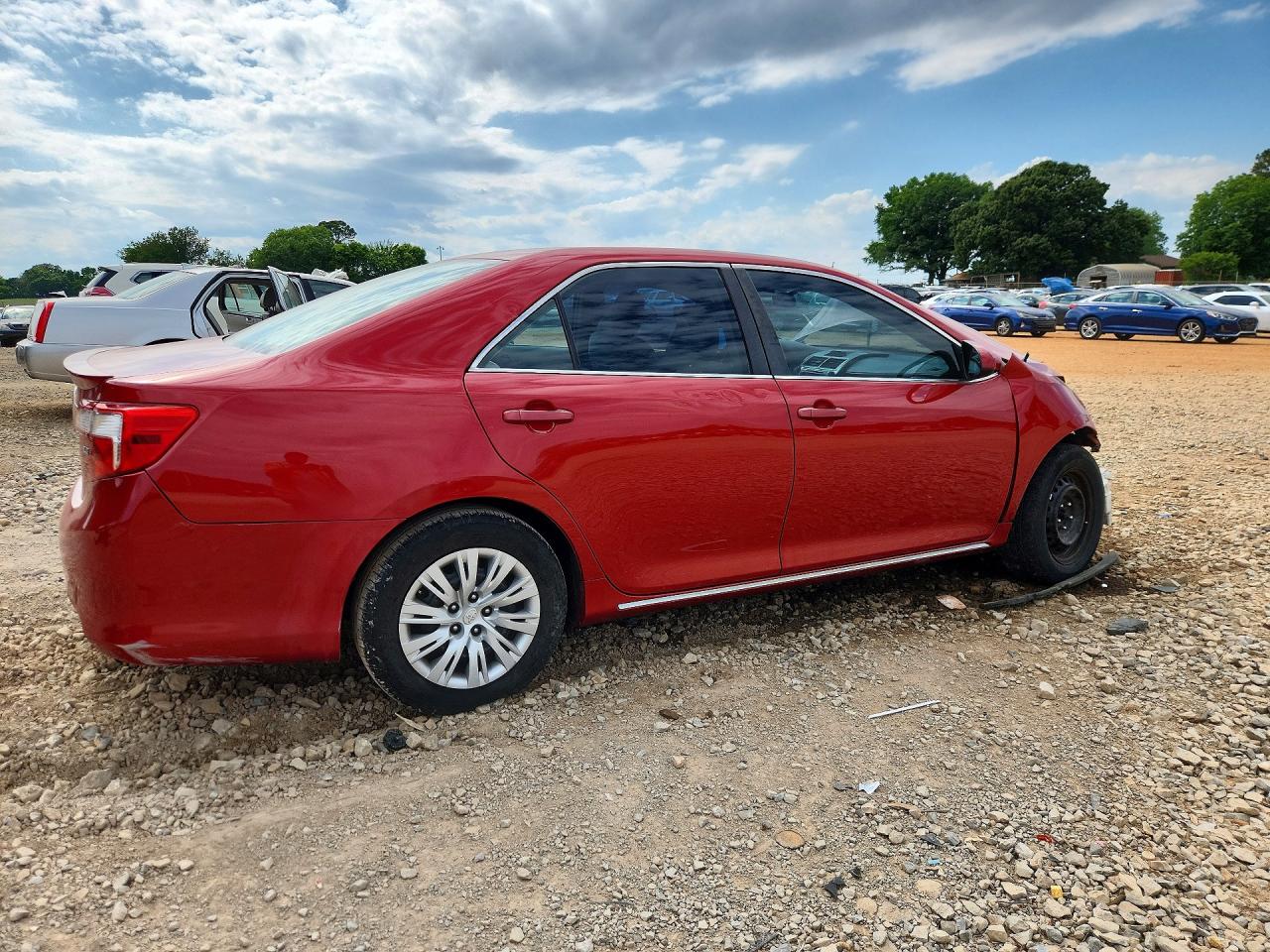 2012 TOYOTA CAMRY LE photo 7