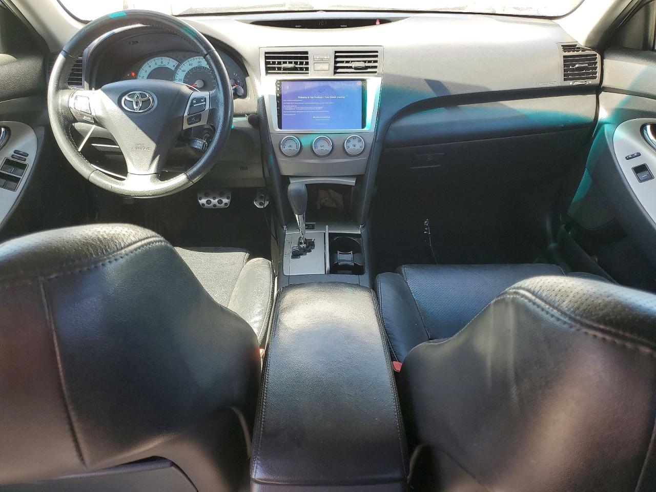 2010 TOYOTA CAMRY SE V6 photo 14