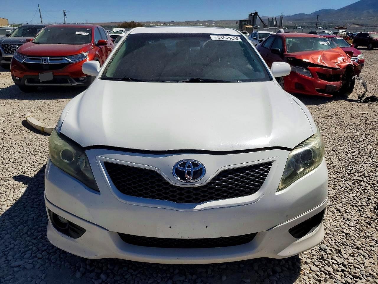 2010 TOYOTA CAMRY SE V6 photo 9