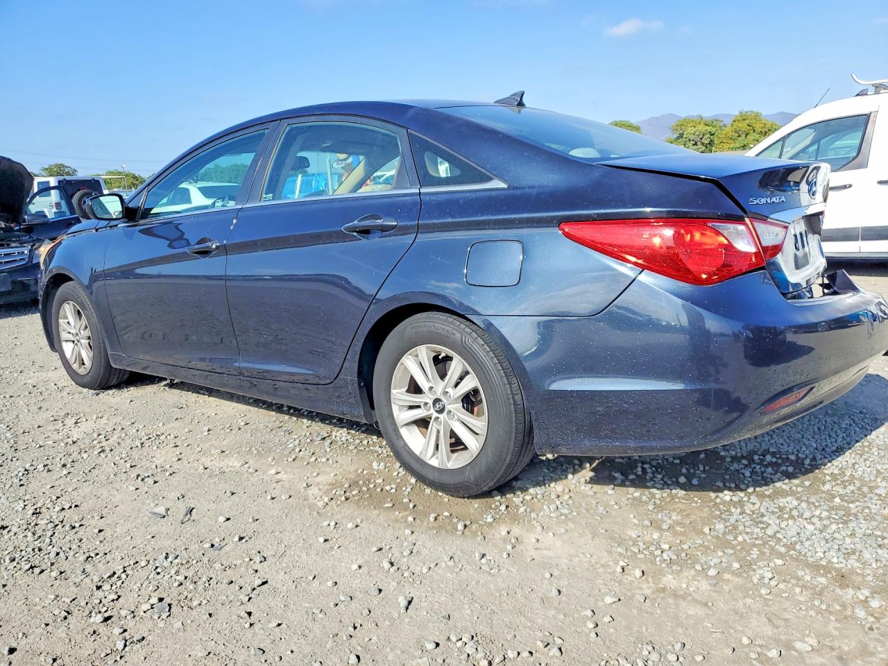 2013 HYUNDAI SONATA GLS photo 3