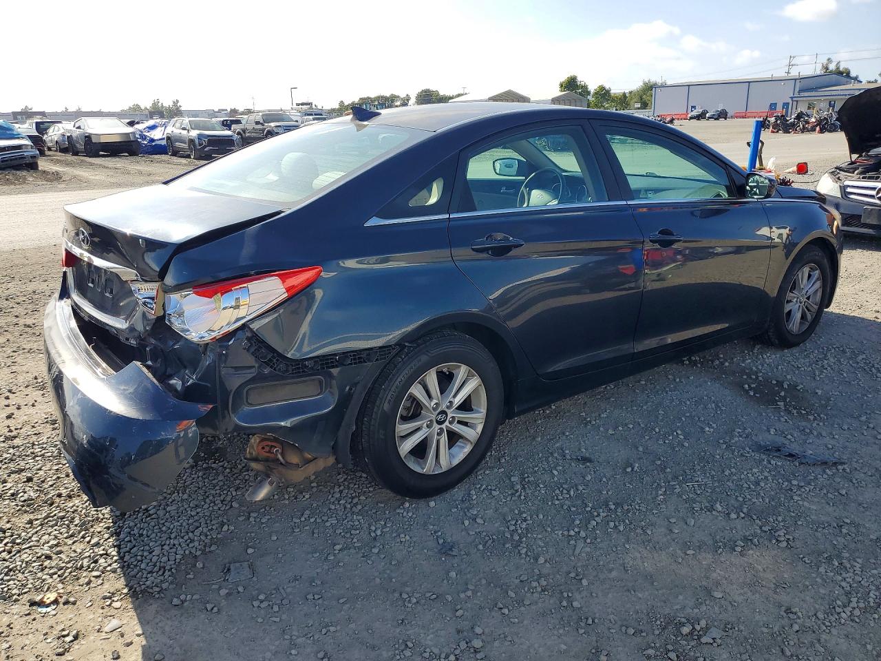 2013 HYUNDAI SONATA GLS photo 5