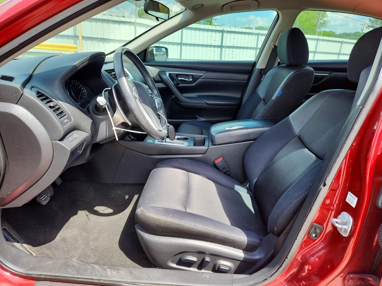 2016 NISSAN ALTIMA 2.5 SR photo 13