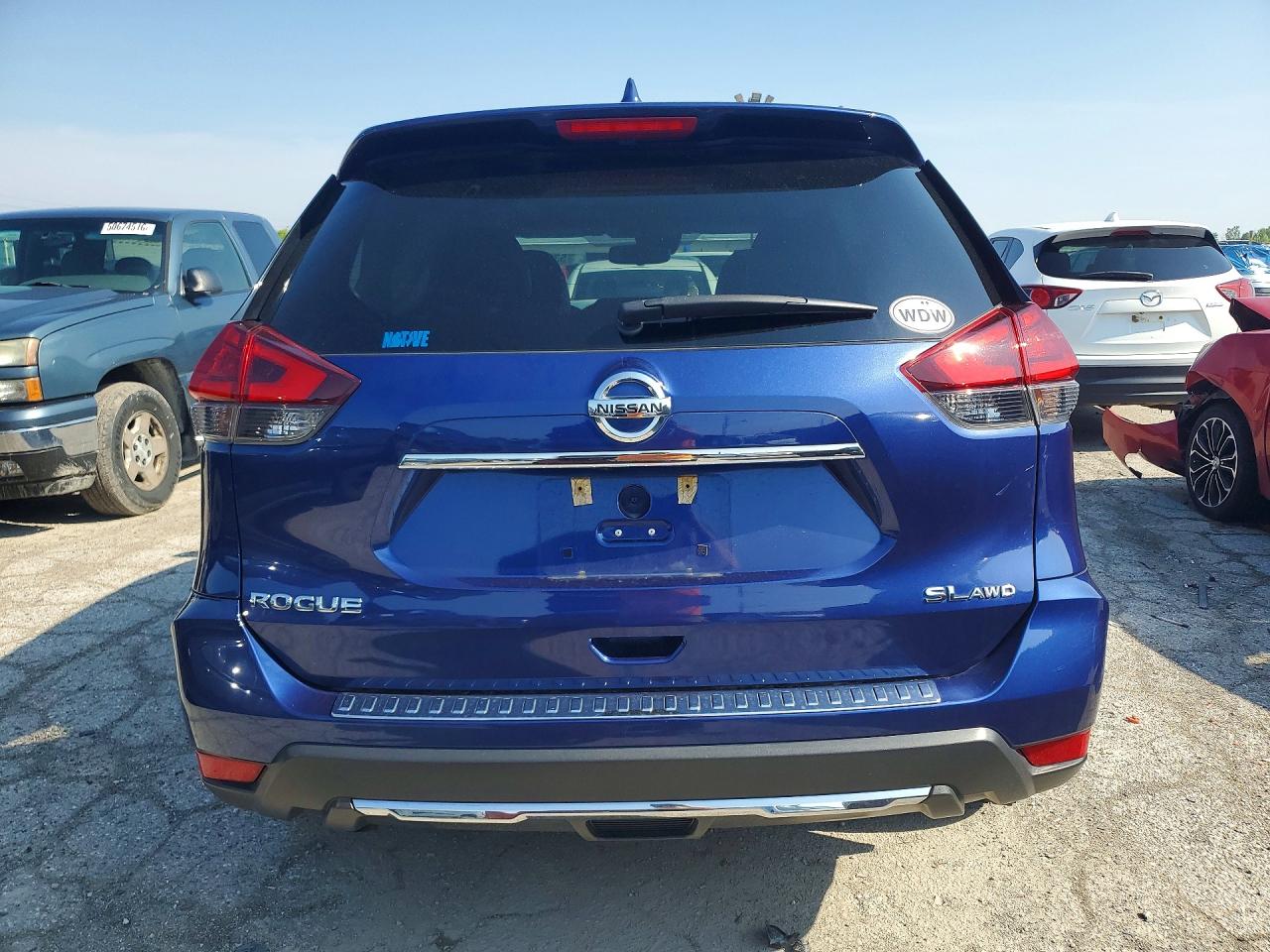 2017 NISSAN ROGUE SL photo 11