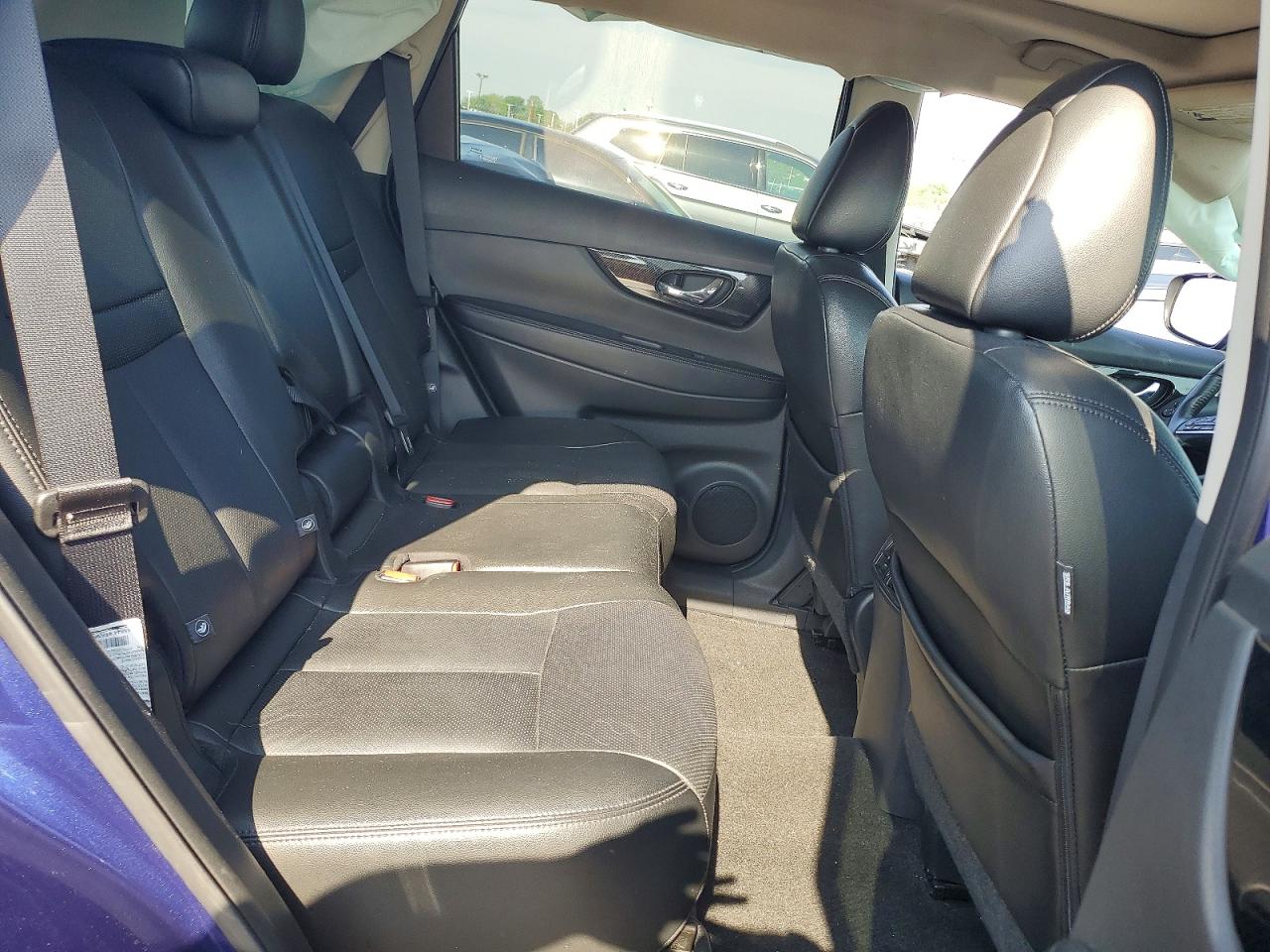 2017 NISSAN ROGUE SL photo 21