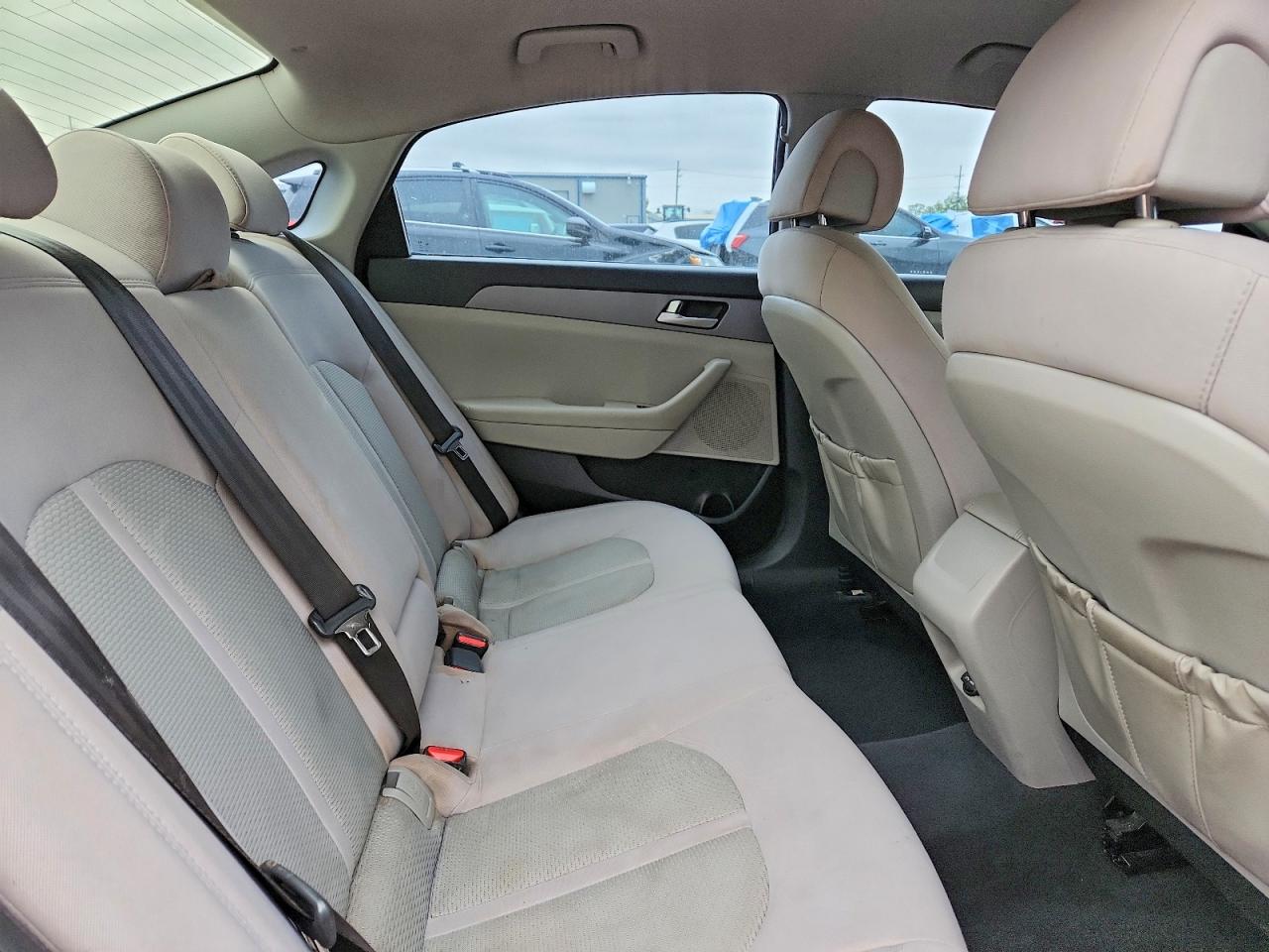 2016 HYUNDAI SONATA SE photo 28