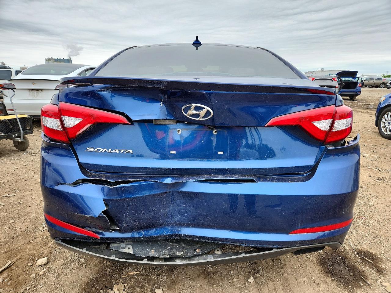 2016 HYUNDAI SONATA SE photo 16