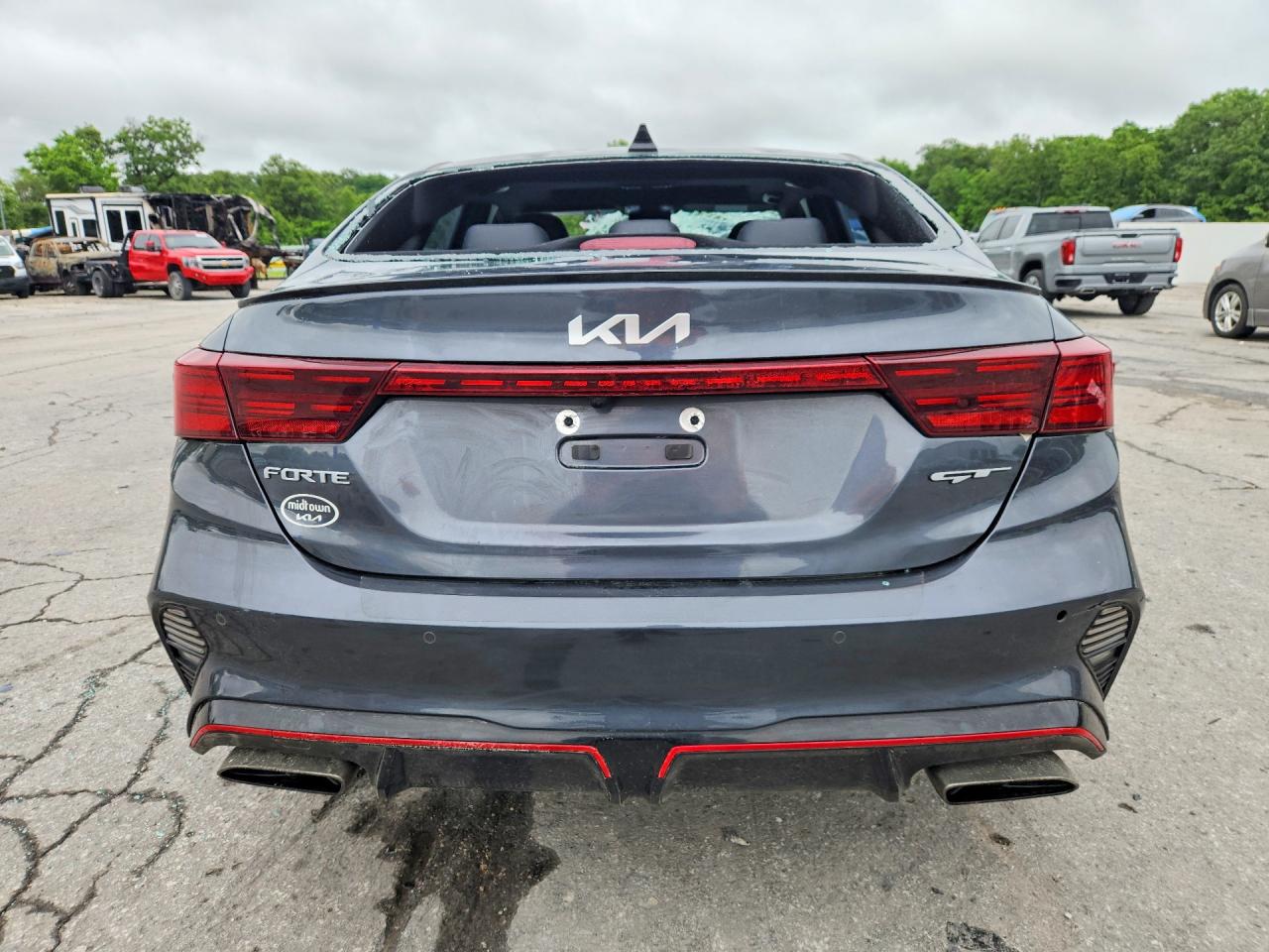 2023 KIA FORTE GT photo 6