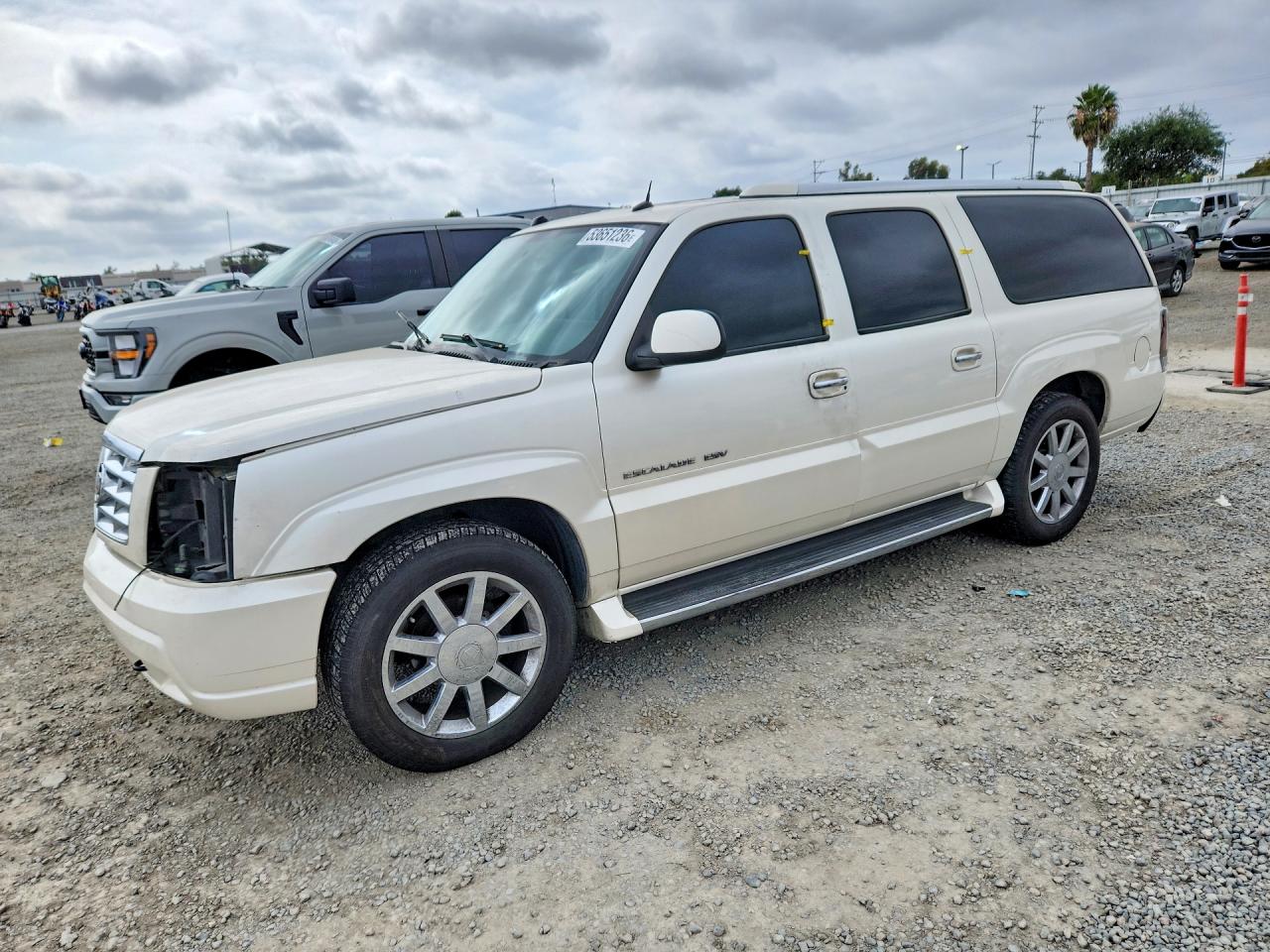 2004 CADILLAC ESCALADE