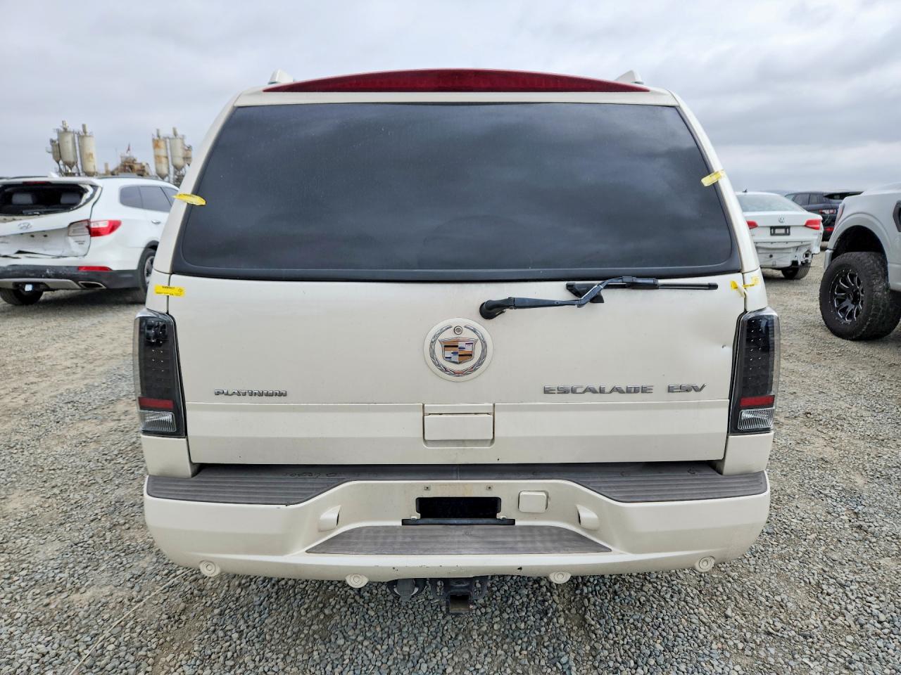 2004 CADILLAC ESCALADE ESV photo 11