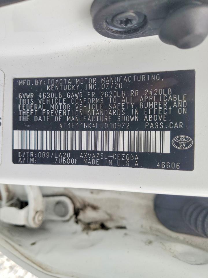 2020 TOYOTA CAMRY XLE photo 25