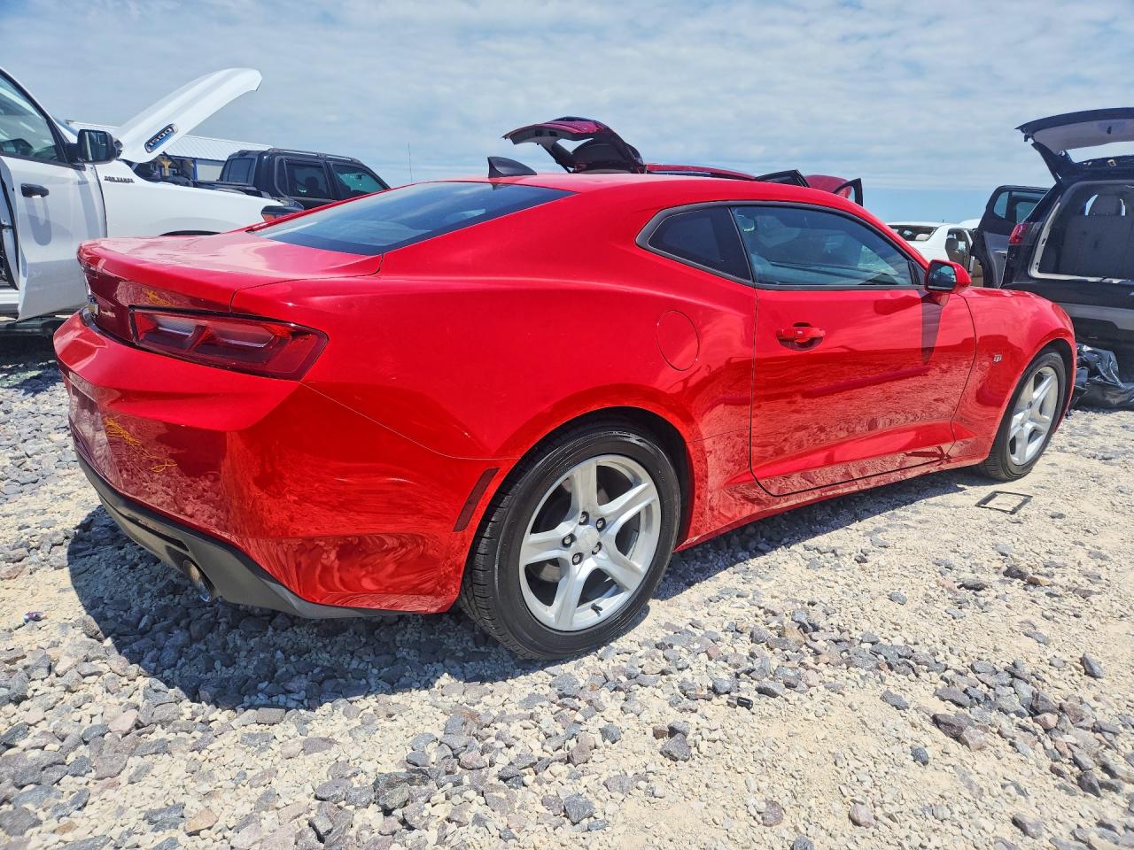 2017 CHEVROLET CAMARO LT photo 7