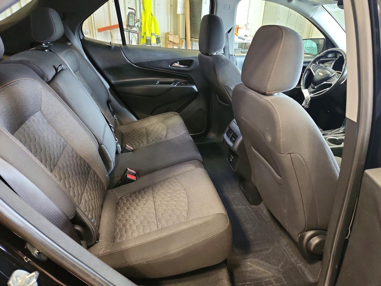2021 CHEVROLET EQUINOX LT photo 19
