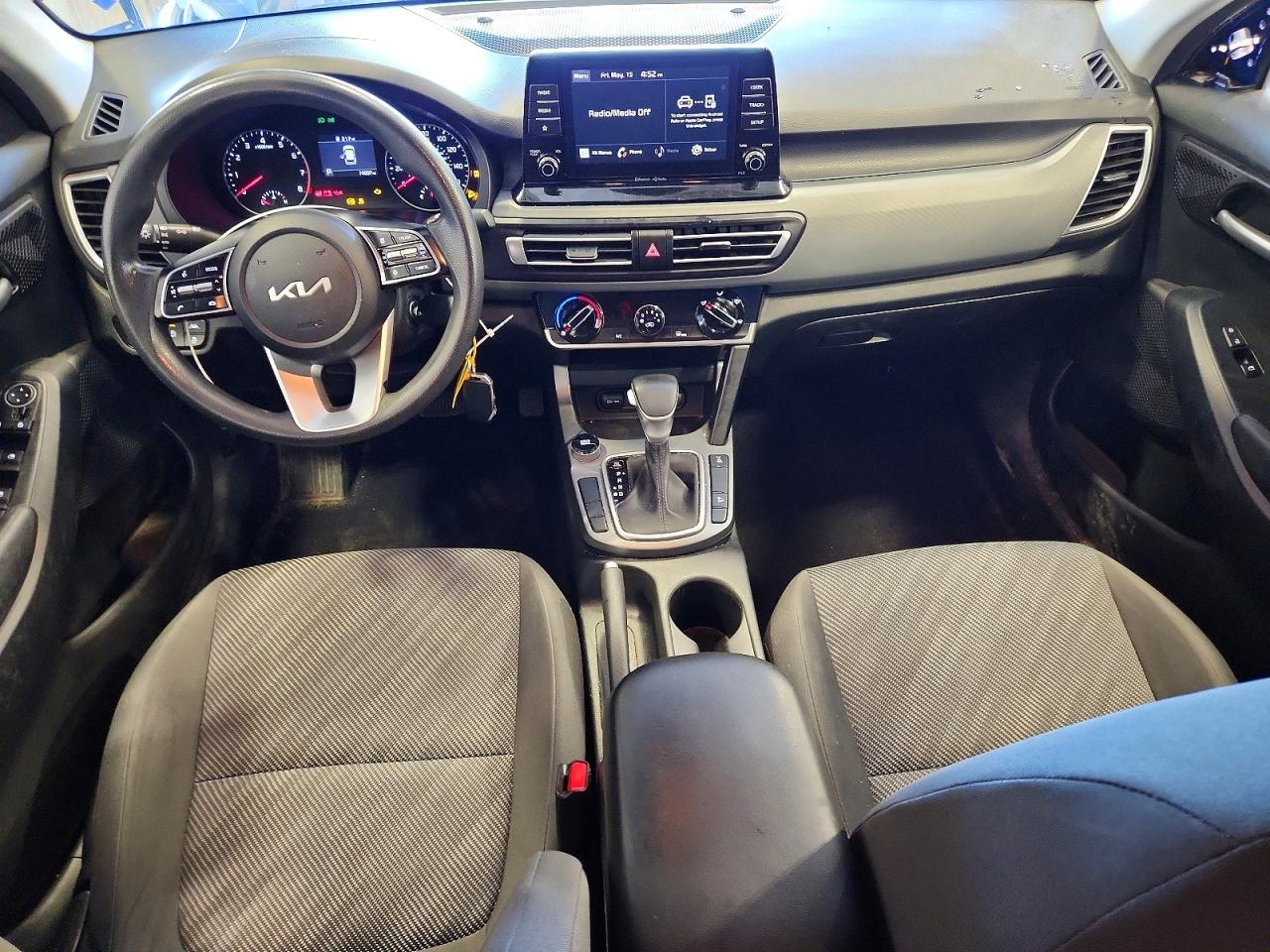 2023 KIA SELTOS LX photo 22