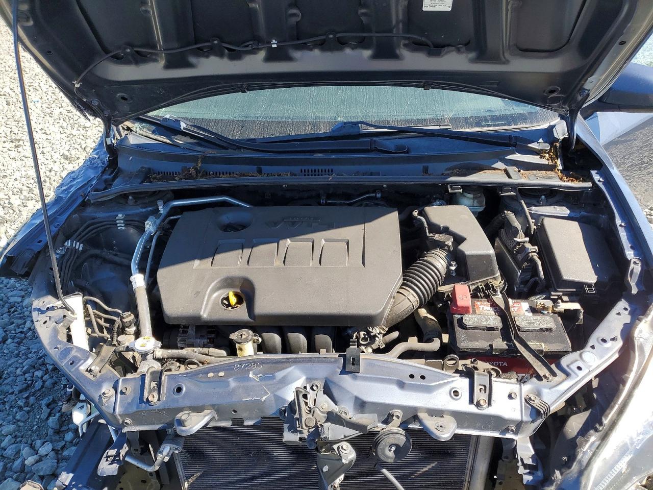2017 TOYOTA COROLLA L photo 11