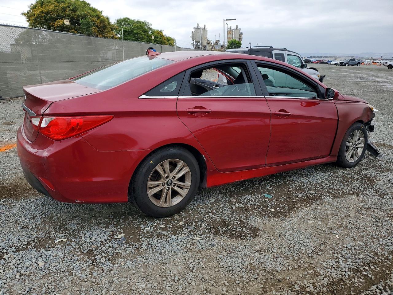 2014 HYUNDAI SONATA GLS photo 7