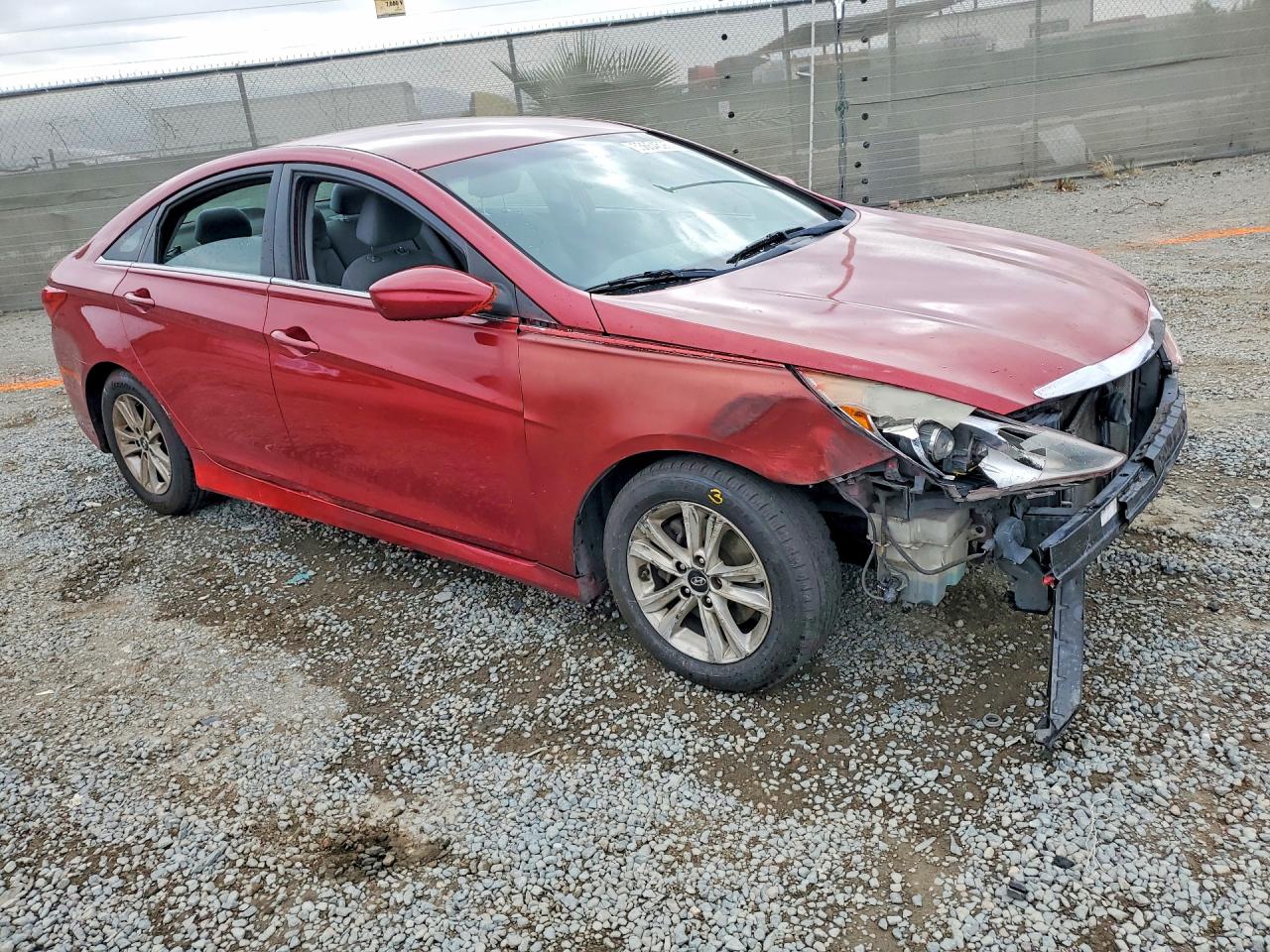 2014 HYUNDAI SONATA GLS photo 10