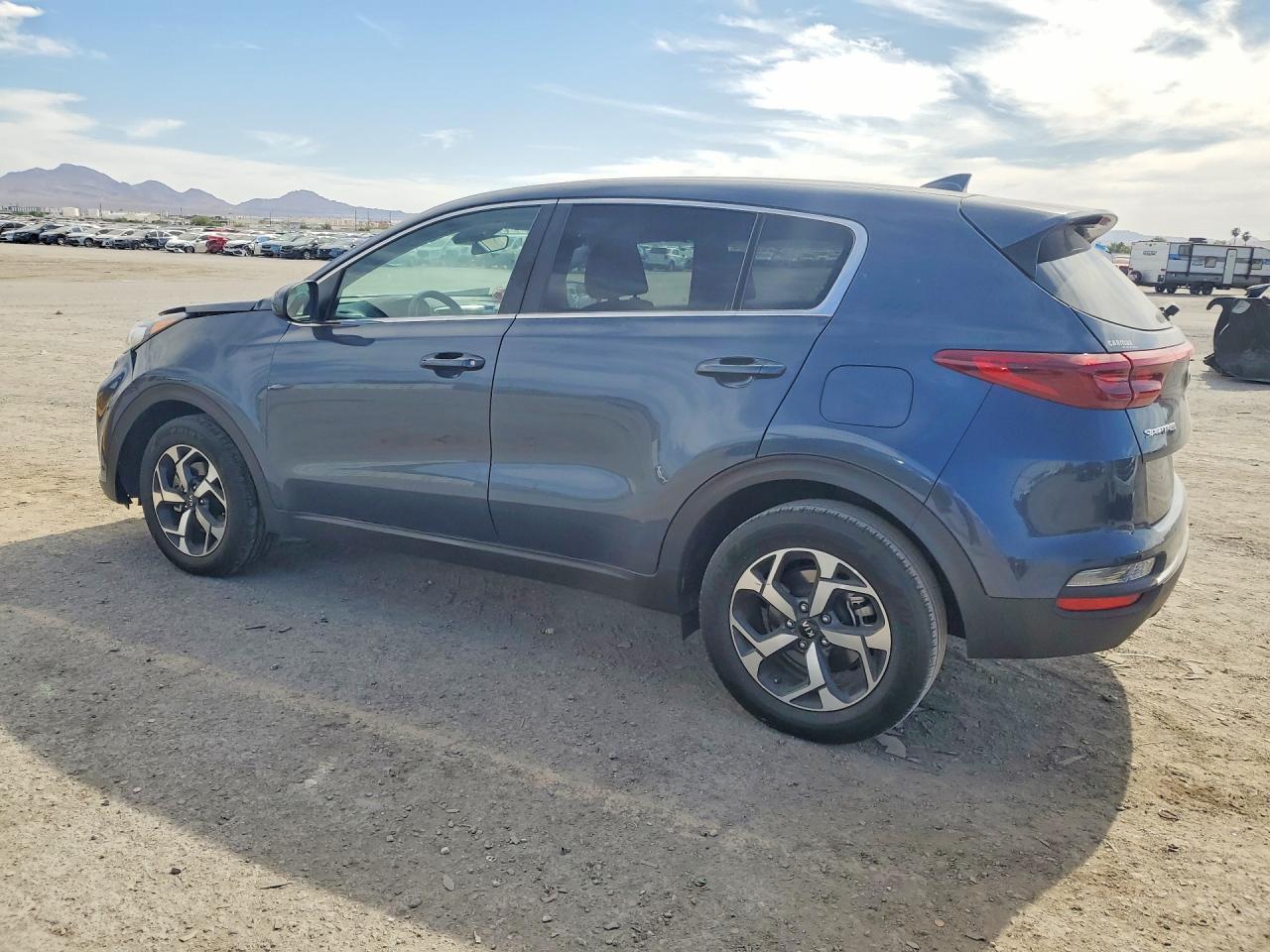 2020 KIA SPORTAGE LX photo 3