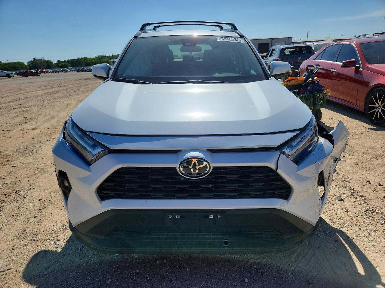 2025 TOYOTA RAV4 XLE PREMIUM photo 9