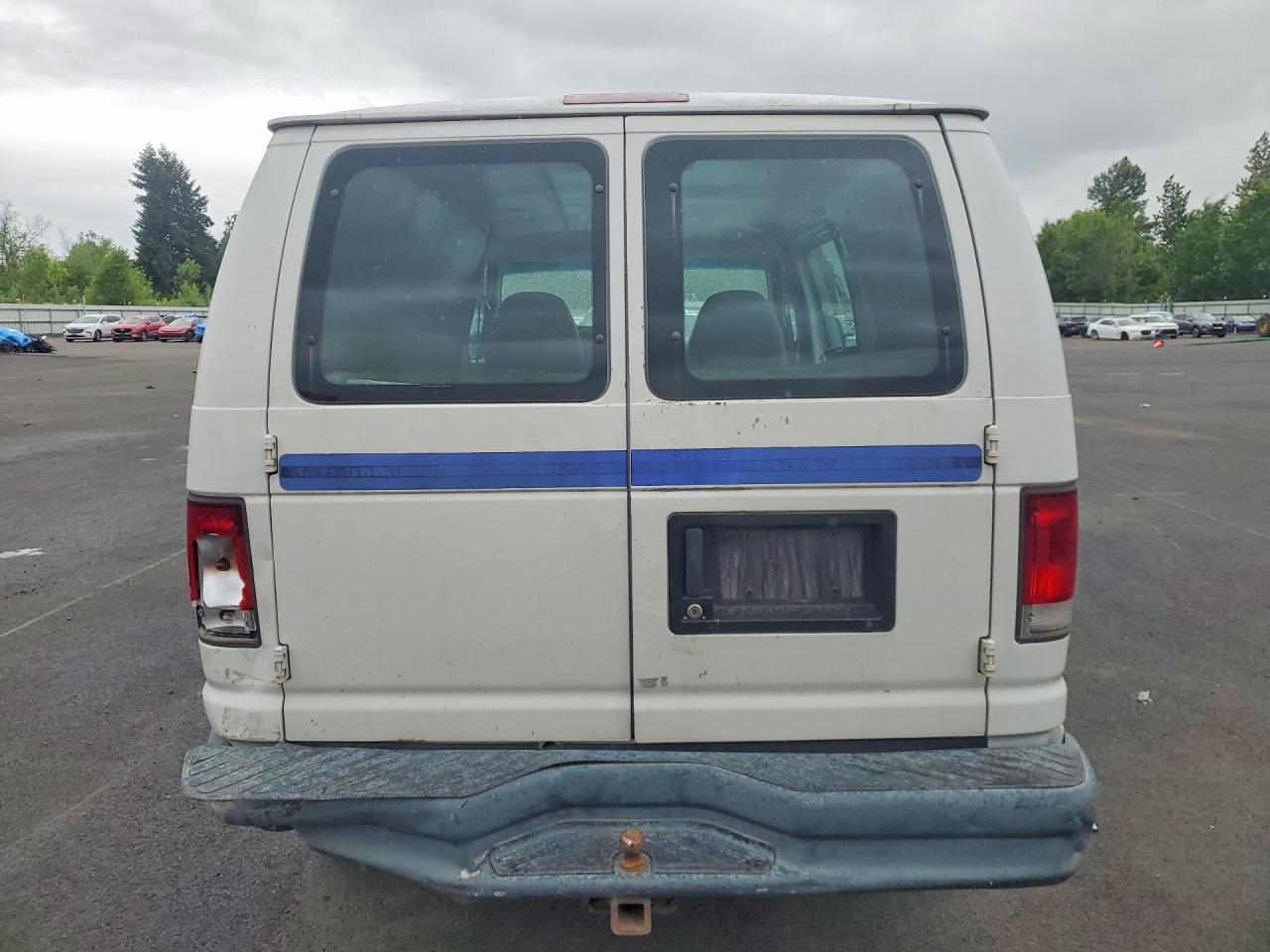 1999 FORD ECONOLINE E250 VAN photo 11