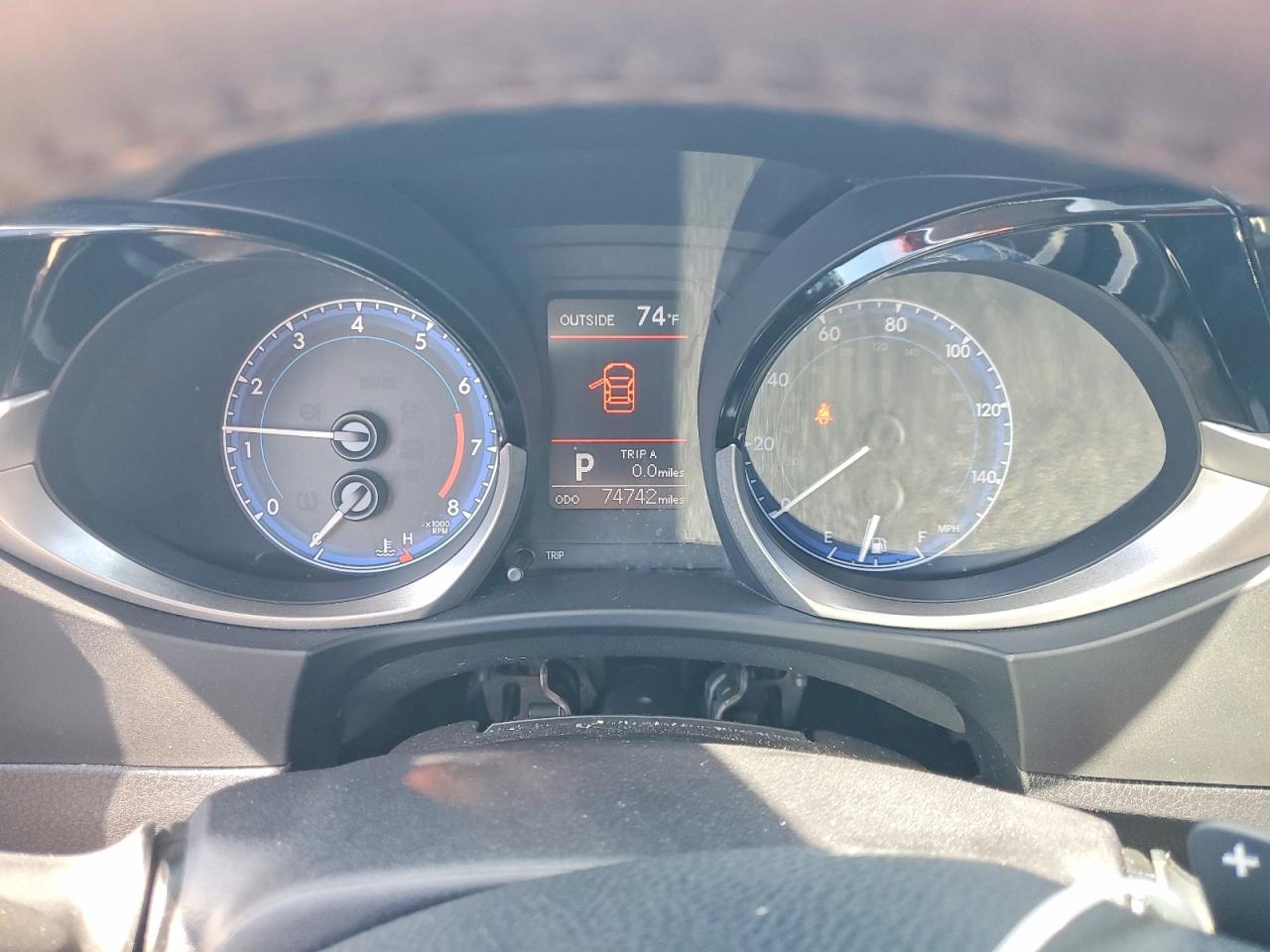 2016 TOYOTA COROLLA S PLUS photo 17