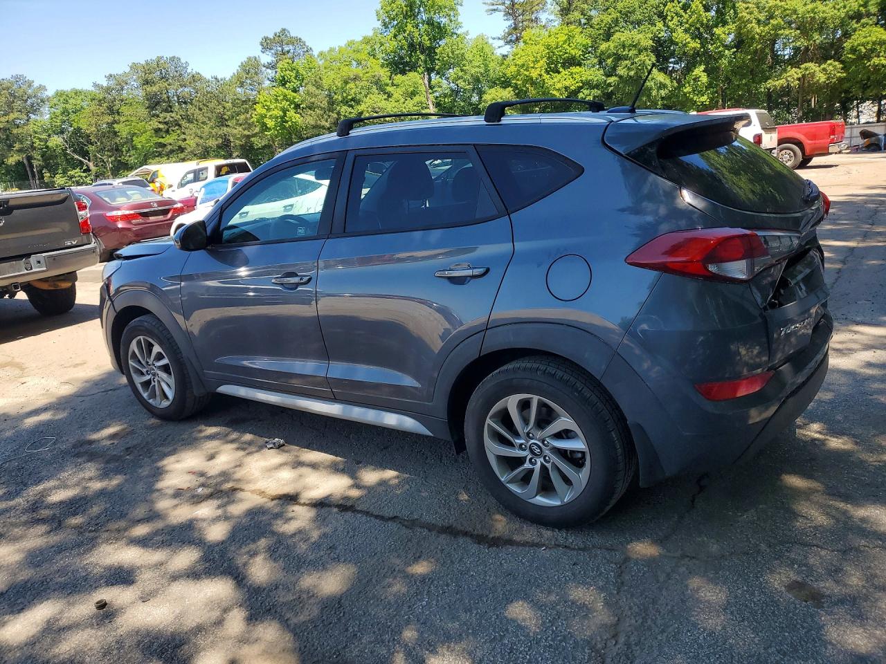 2017 HYUNDAI TUCSON SE photo 3