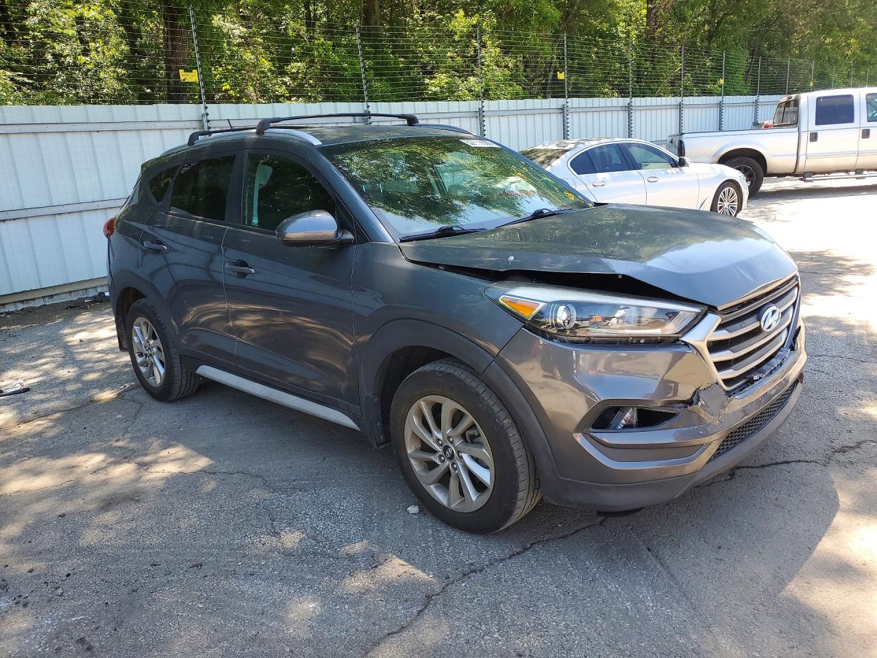 2017 HYUNDAI TUCSON SE photo 7