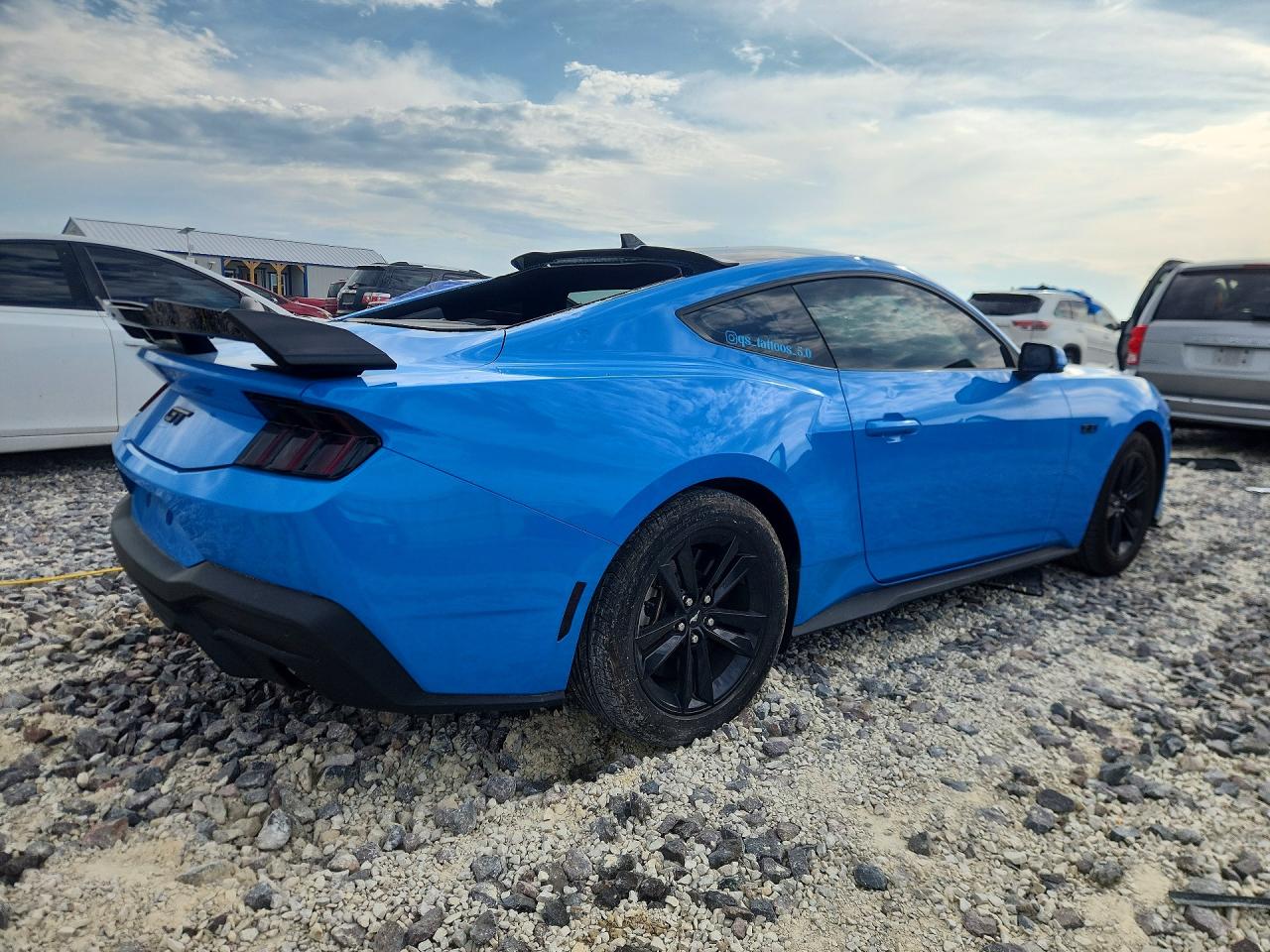 2024 FORD MUSTANG GT photo 7