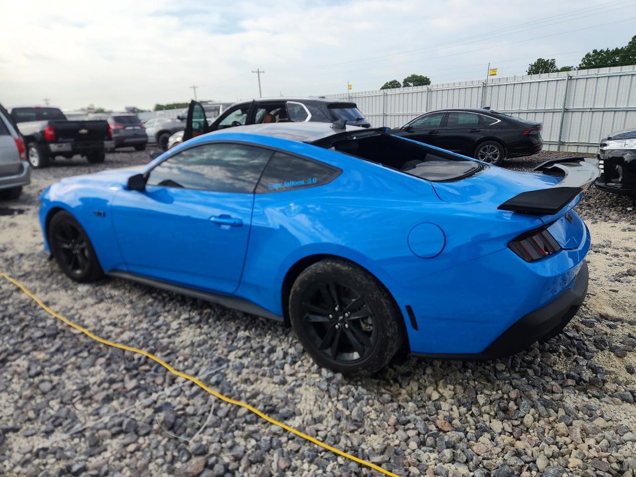 2024 FORD MUSTANG GT photo 4