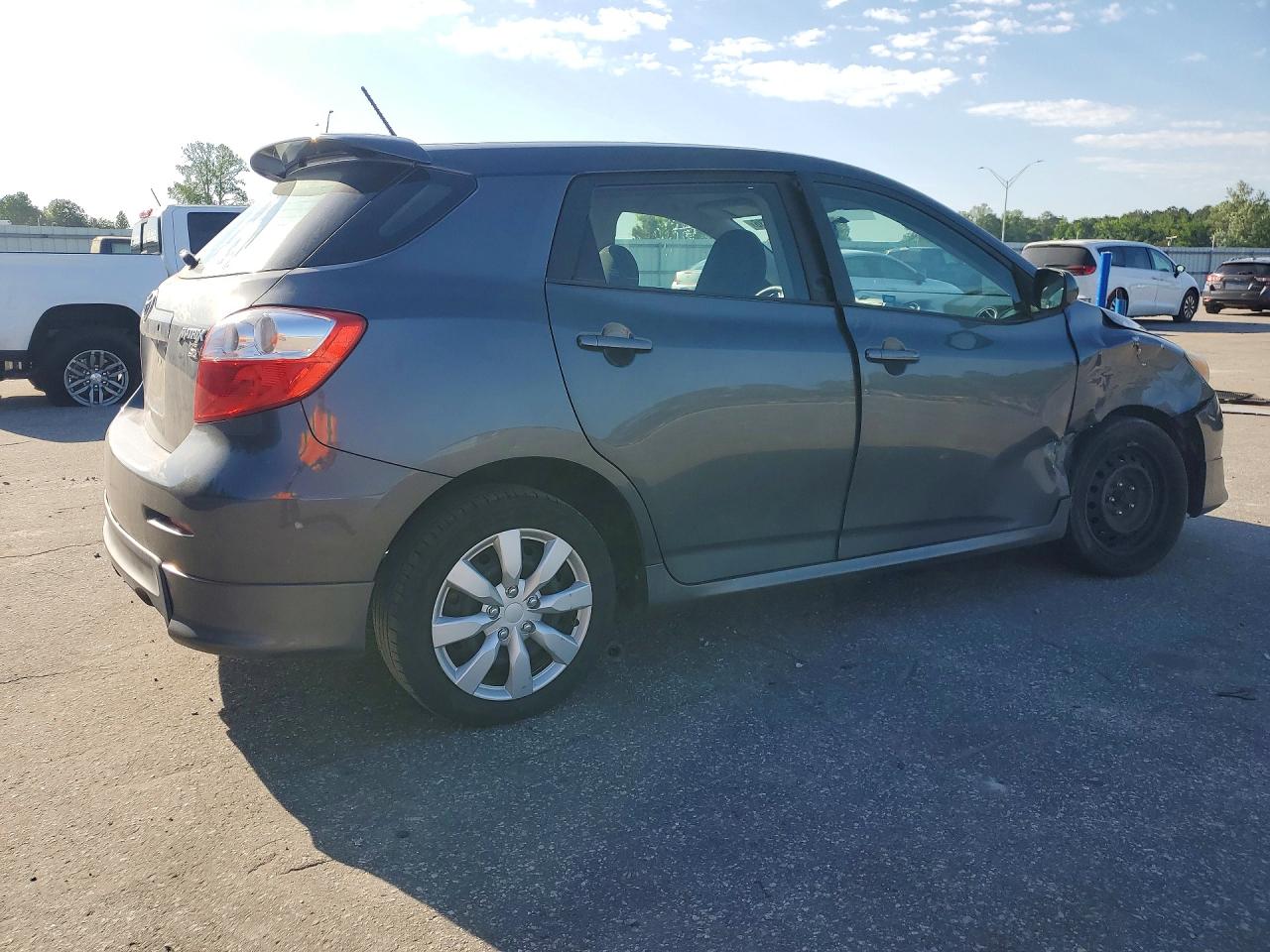 2010 TOYOTA COROLLA MATRIX S photo 5