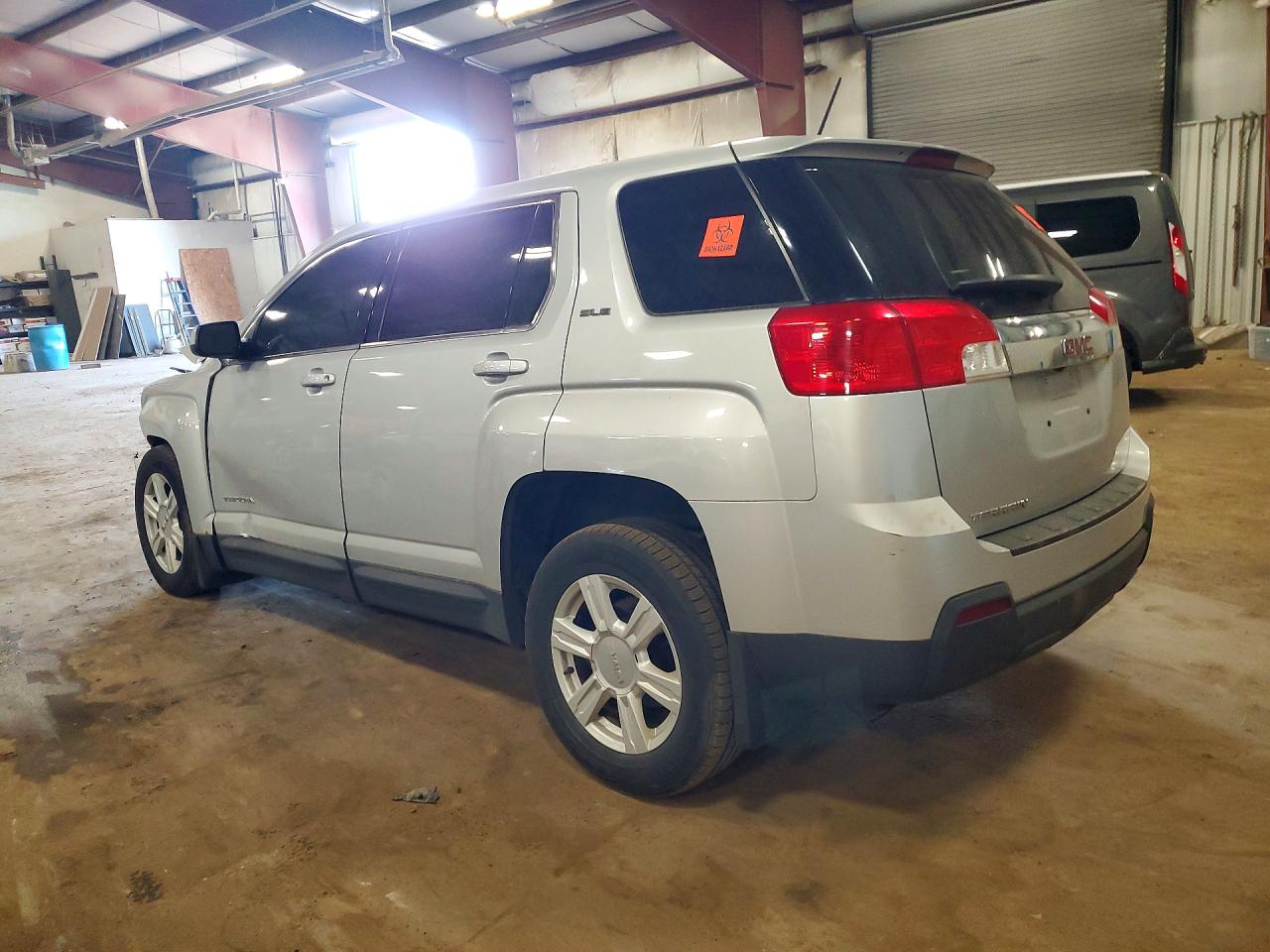 2015 GMC TERRAIN SLE photo 3
