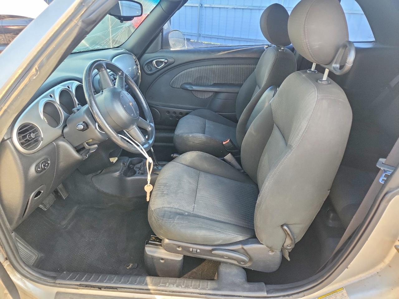 2005 CHRYSLER PT CRUISER TOURING photo 19