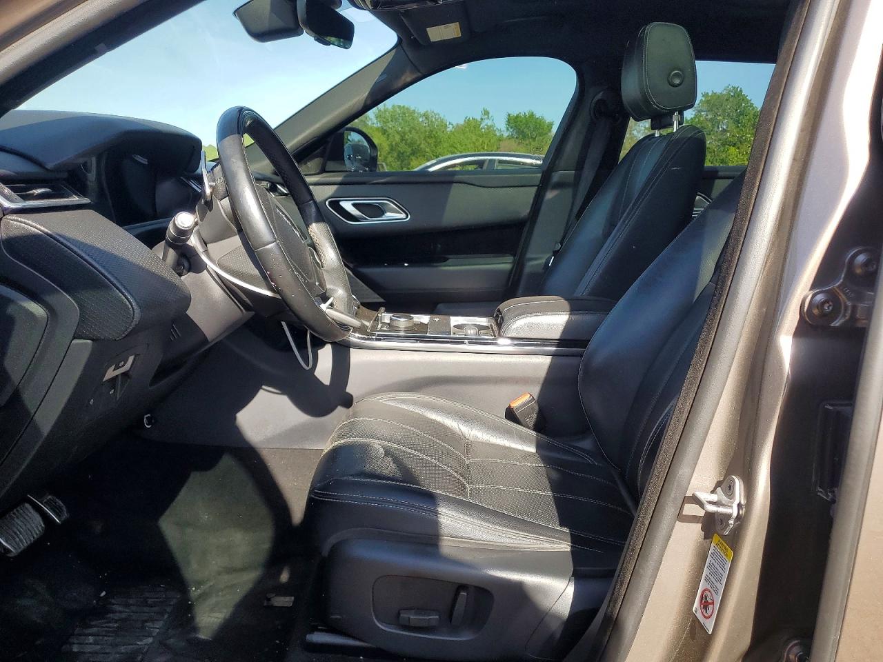 2018 LAND ROVER RANGE ROVER VELAR R-DYNAMIC SE photo 13
