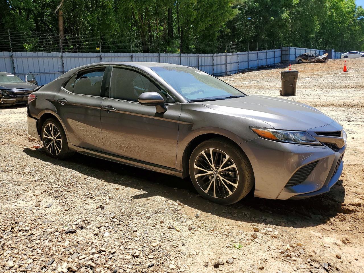 2018 TOYOTA CAMRY SE photo 7