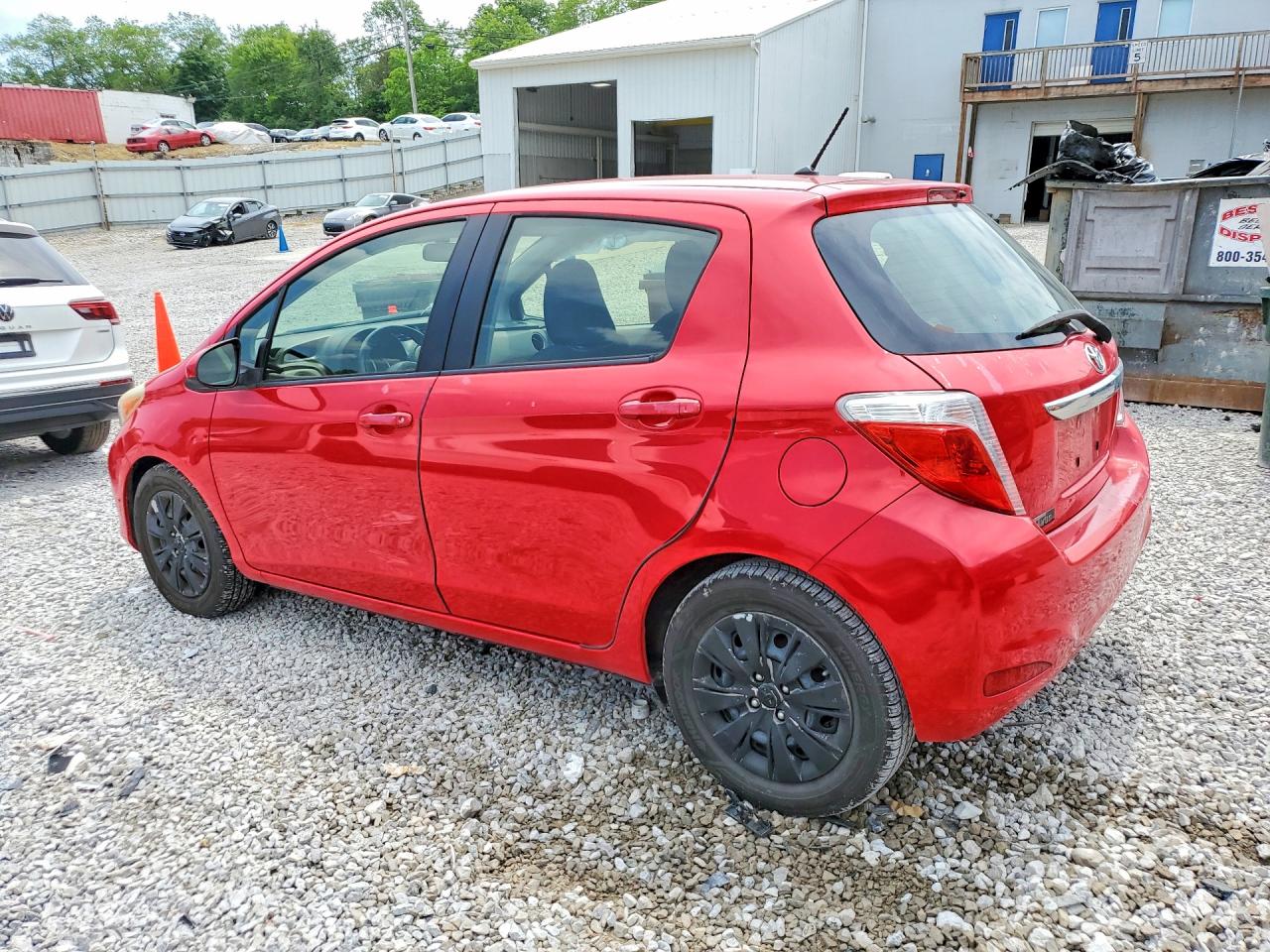 2013 TOYOTA YARIS 5-DOOR LE photo 3