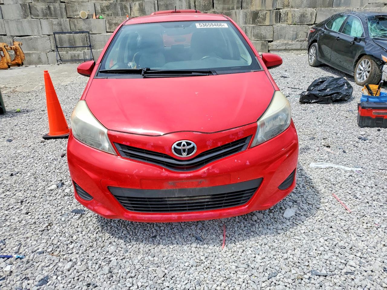 2013 TOYOTA YARIS 5-DOOR LE photo 9