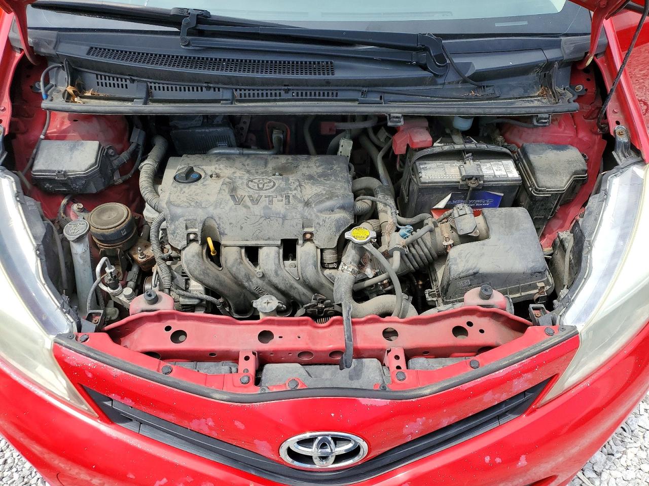 2013 TOYOTA YARIS 5-DOOR LE photo 21