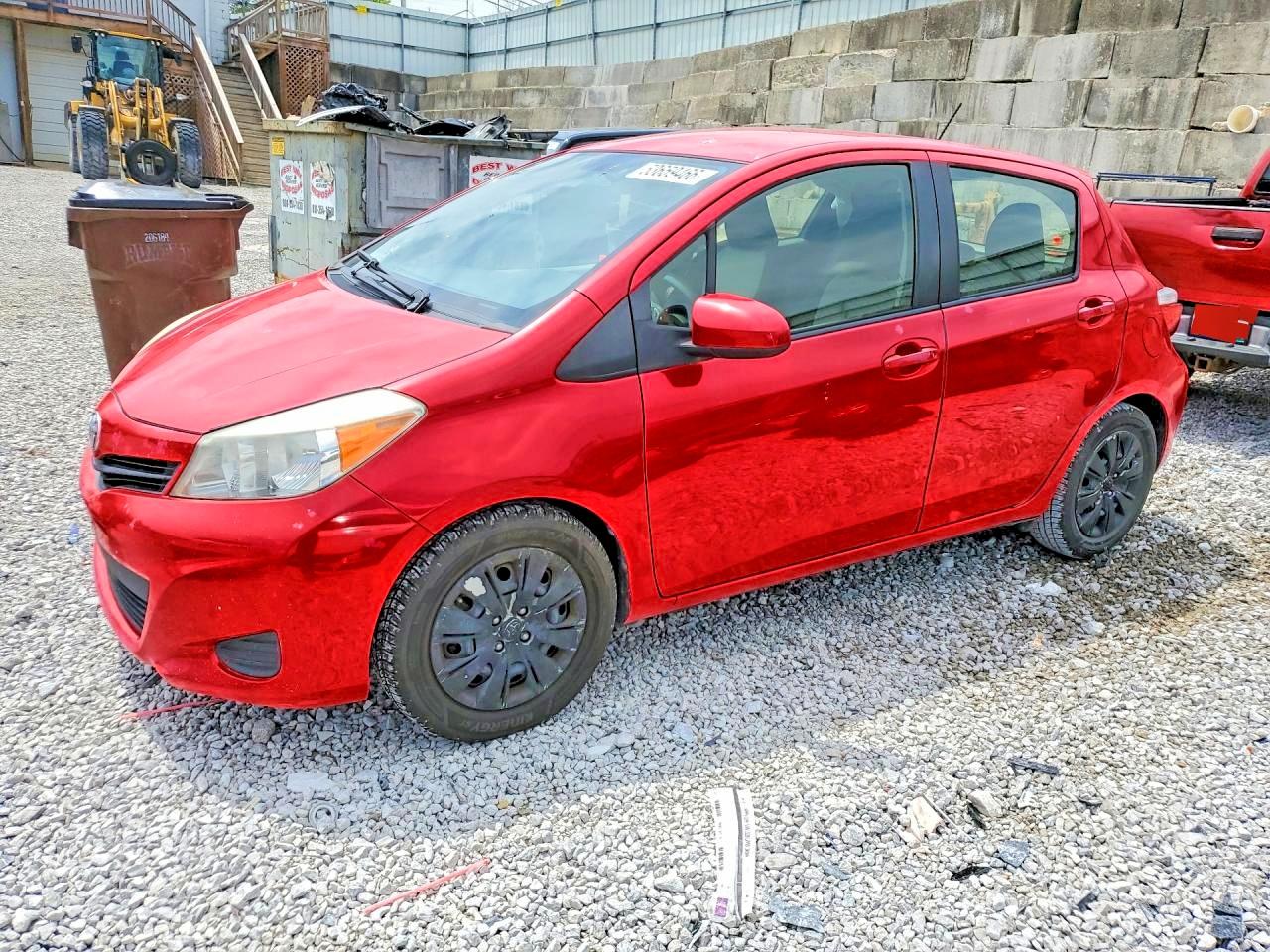 2013 TOYOTA YARIS