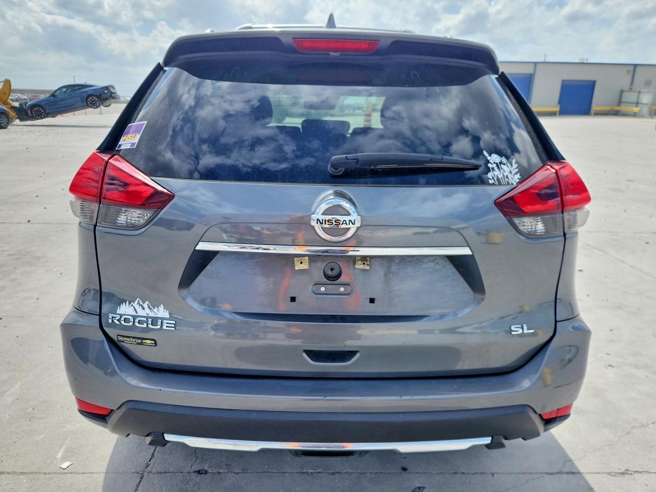 2017 NISSAN ROGUE S photo 16
