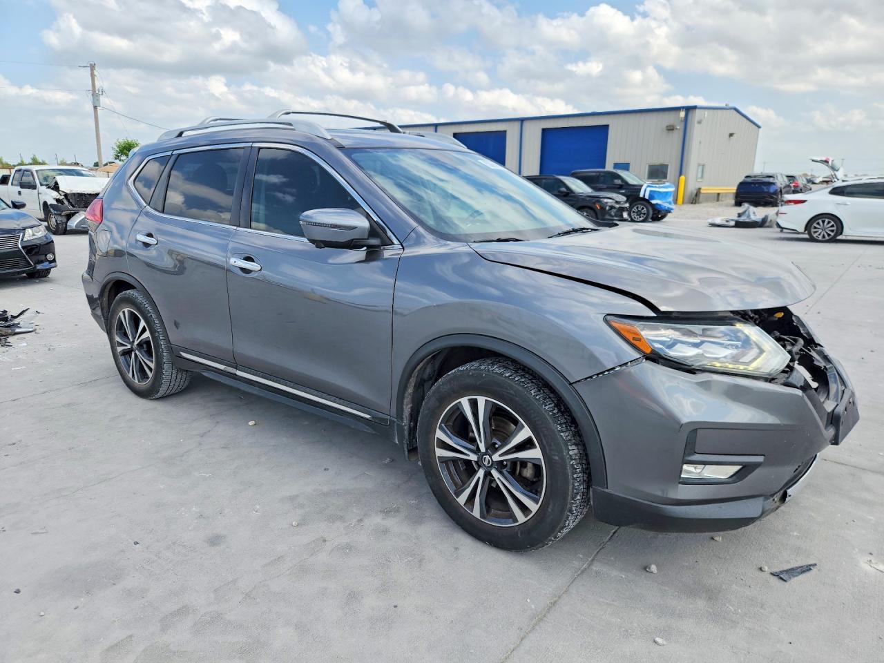 2017 NISSAN ROGUE S photo 10
