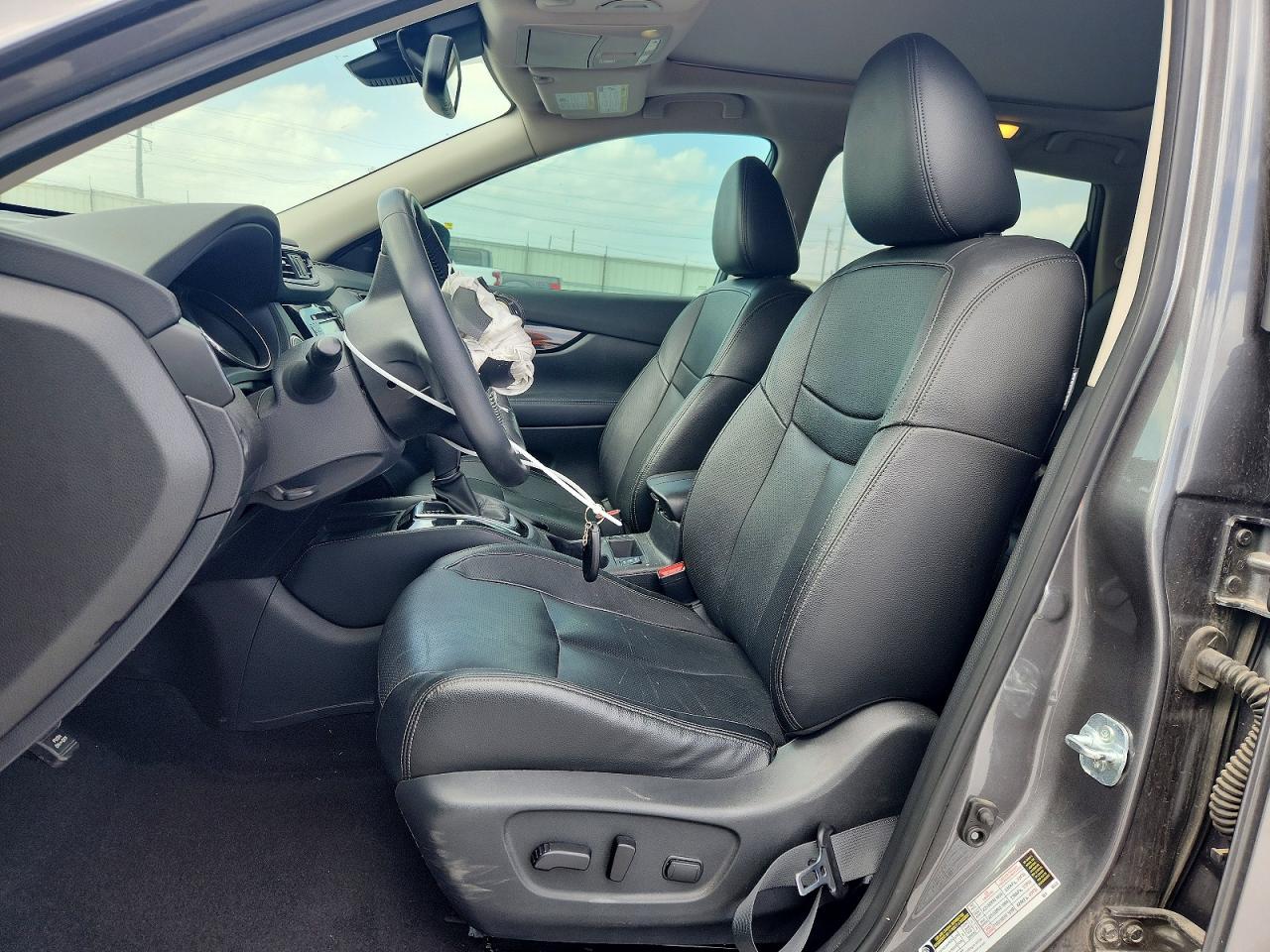 2017 NISSAN ROGUE S photo 19