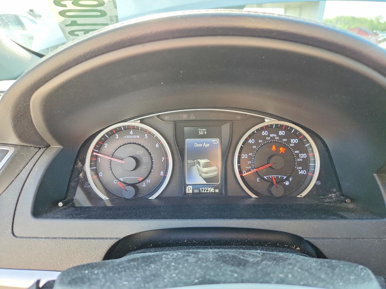 2015 TOYOTA CAMRY SE photo 17