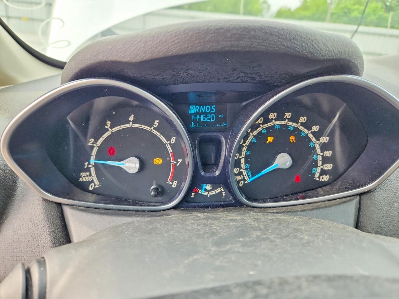2015 FORD FIESTA SE photo 25
