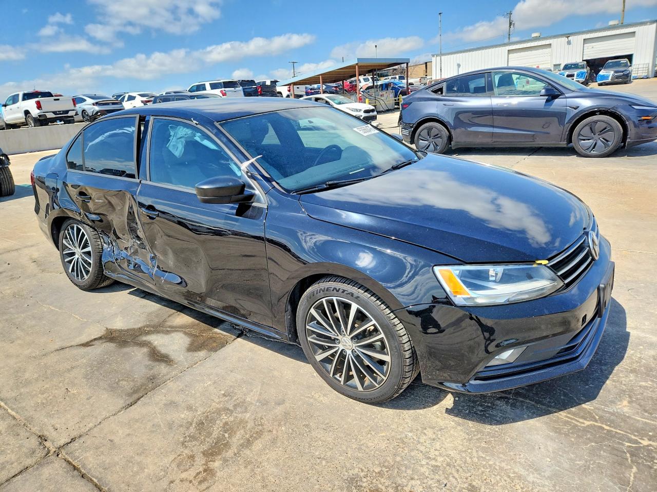 2016 VOLKSWAGEN JETTA SPORT photo 4
