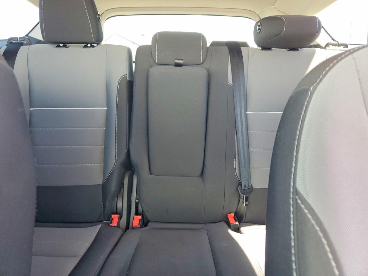 2015 FORD ESCAPE SE photo 28