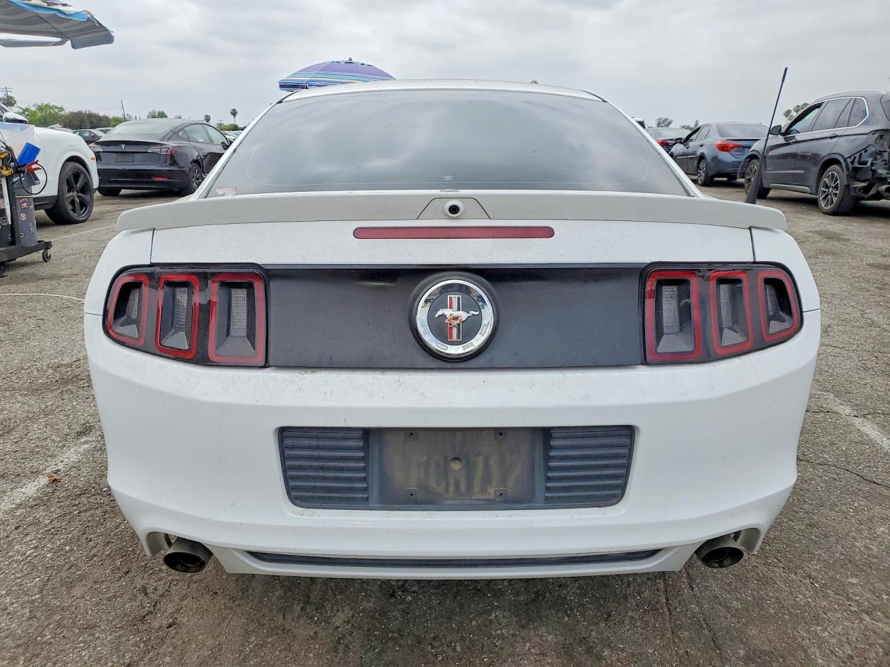 2014 FORD MUSTANG photo 16