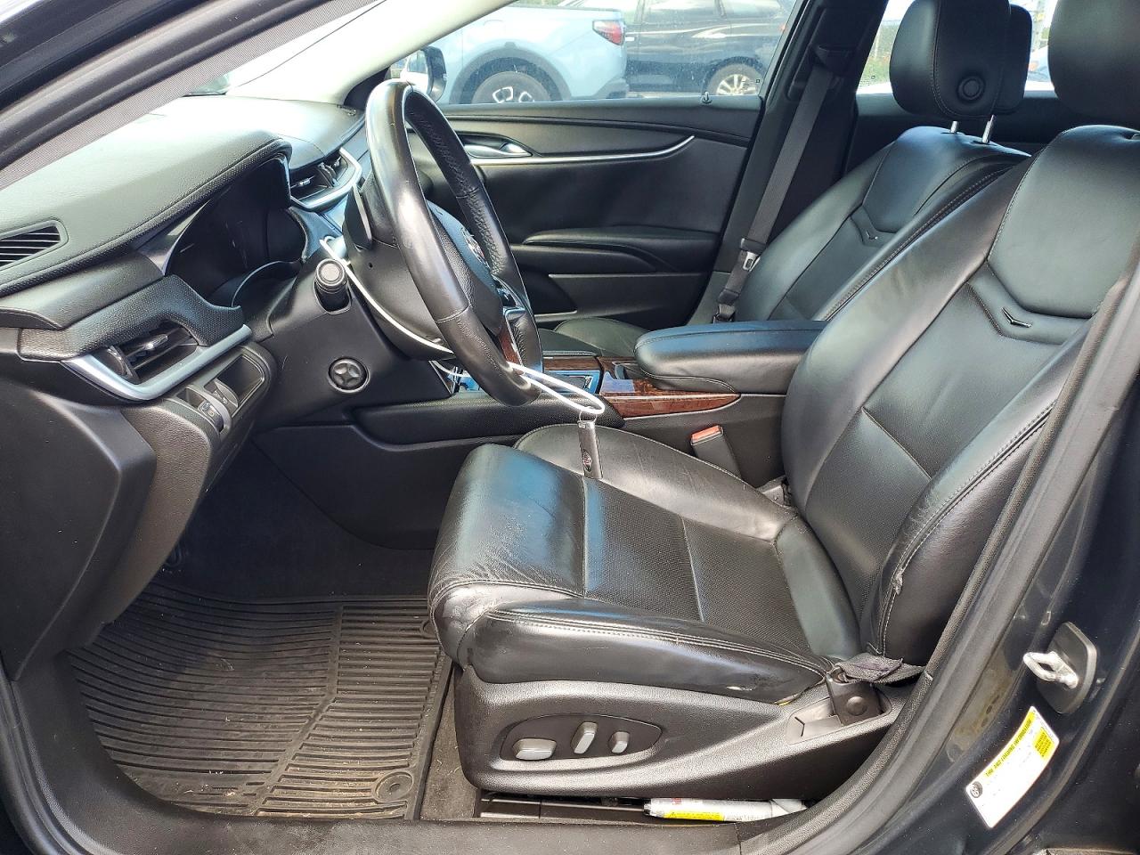 2014 CADILLAC XTS photo 7