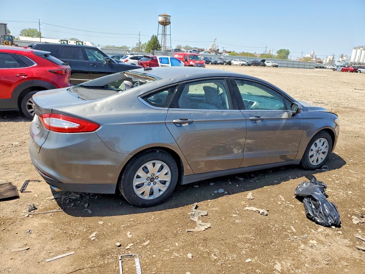 2013 FORD FUSION S photo 7