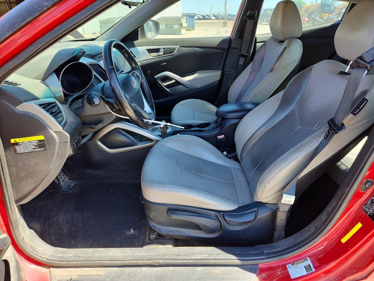 2013 HYUNDAI VELOSTER BASE photo 19